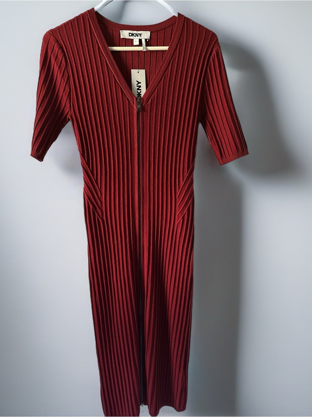 233 NWT DKNY Ribbed Zip-Front Midi Dress in Merlot